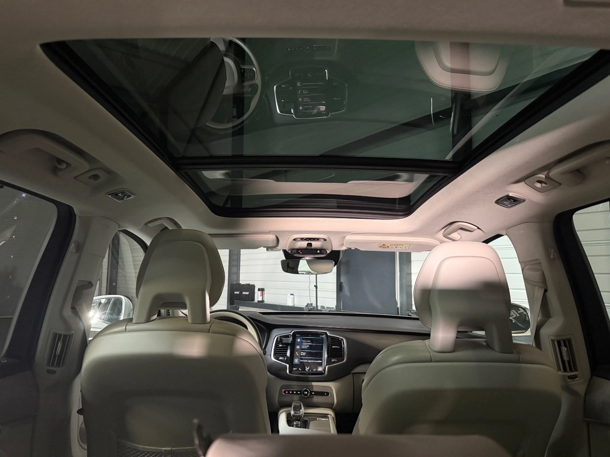 Volvo Xc90 - photo 31