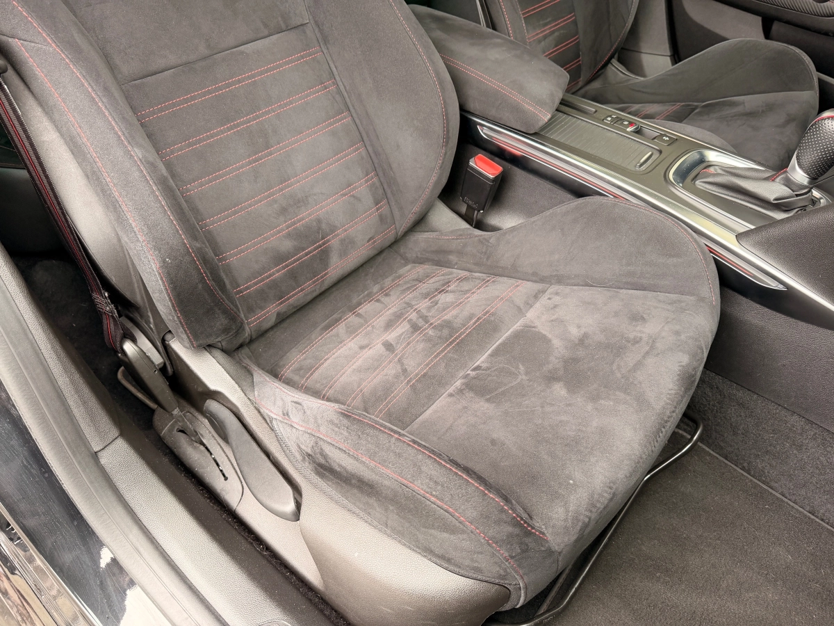 Renault Megane - photo 33
