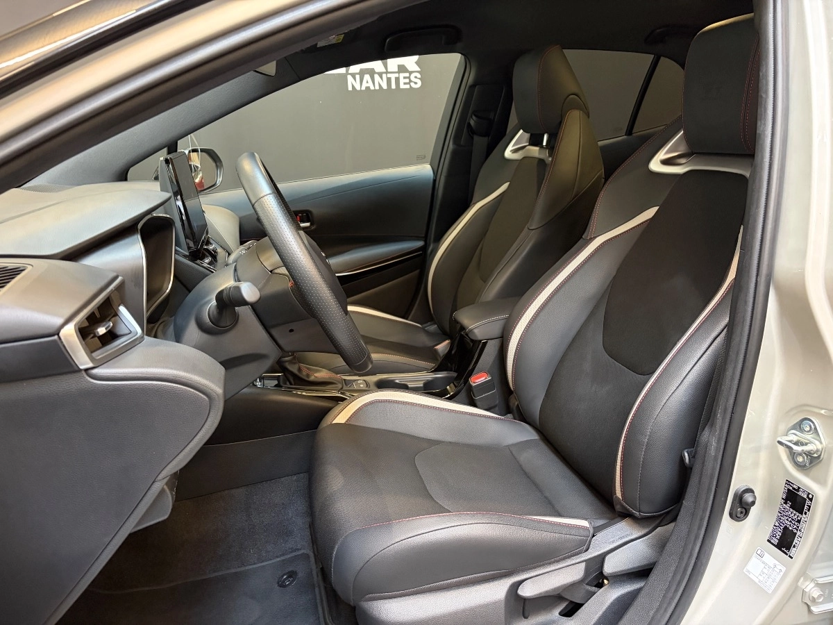 Toyota Corolla - photo 7
