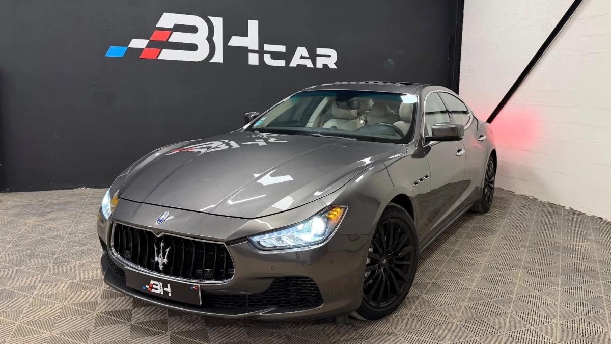 Image: Maserati Ghibli 3.0 410 S / Suivi COMPLET / Toit ouvrant / Caméra