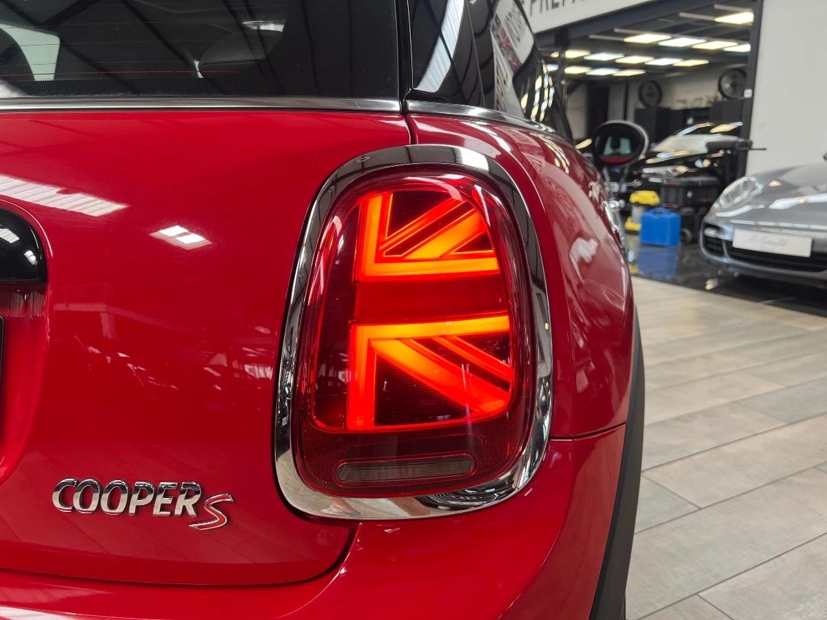 Mini Mini III (F56) COOPER S 192 FINITION JCW BVA7 3P /TO/HARMAN KARDON/CARPLAY/HUD/CAMERA/