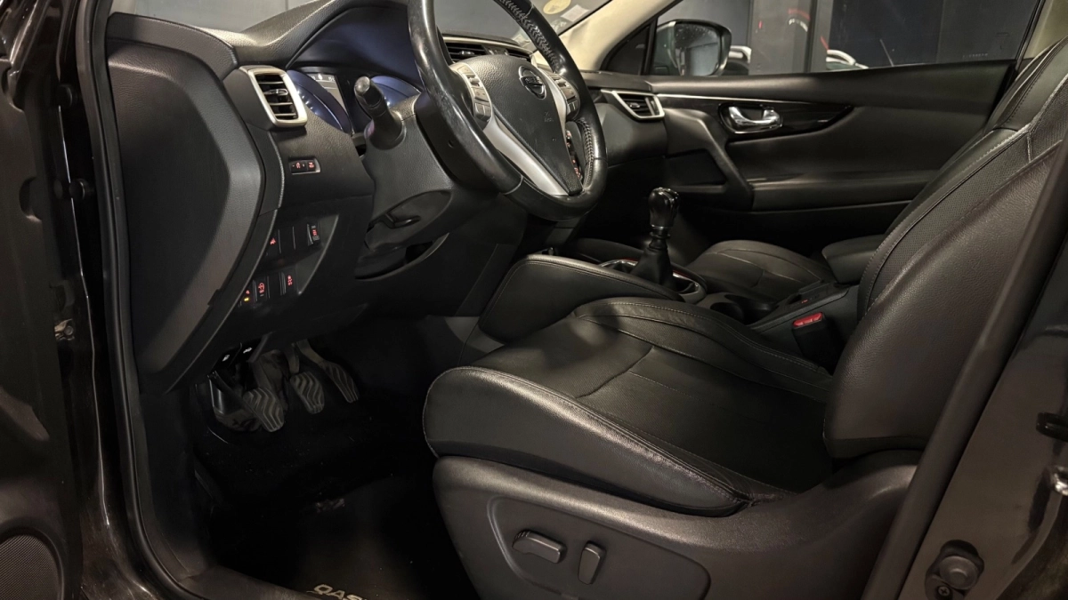 Nissan Qashqai - photo 12