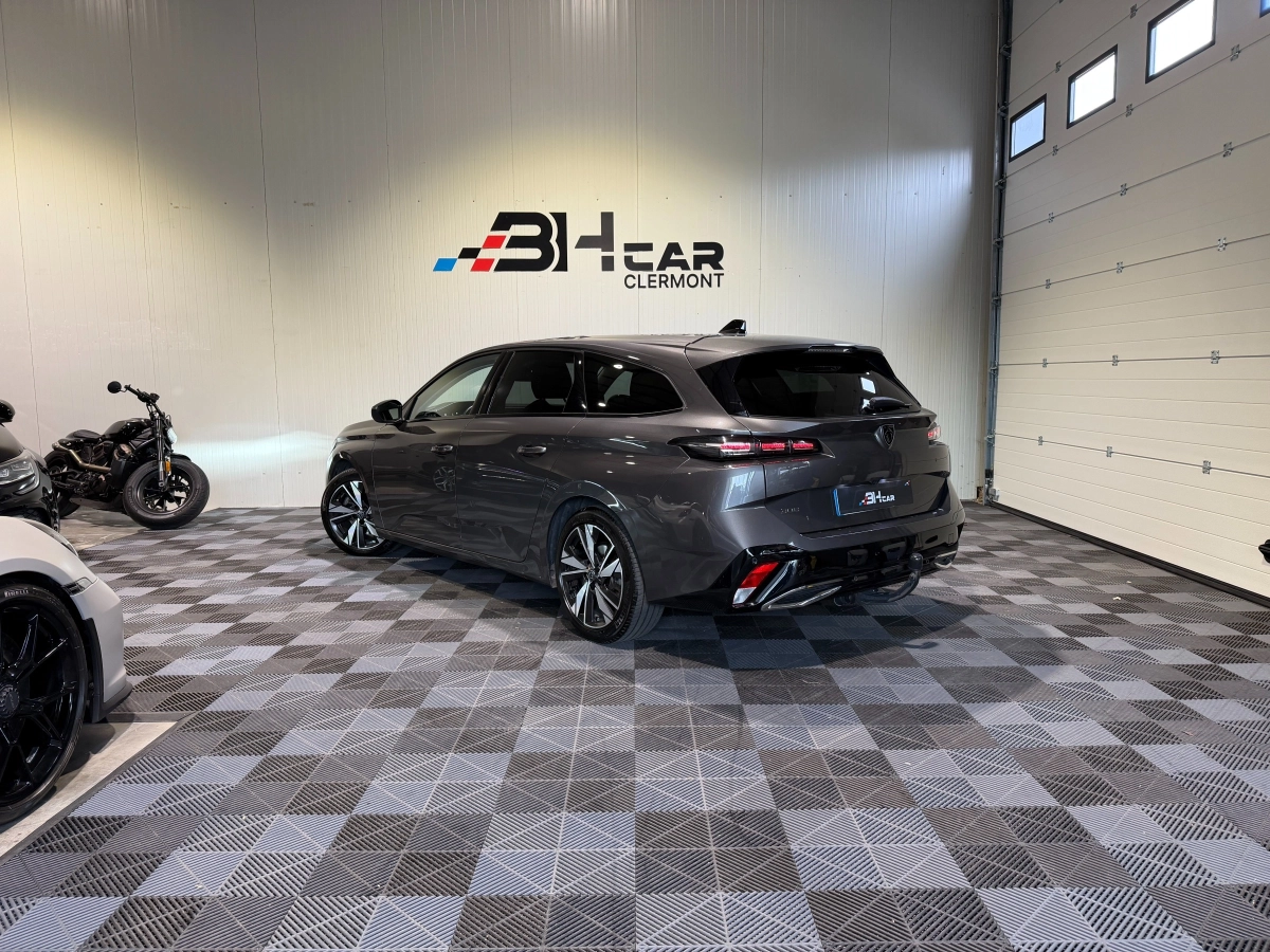Peugeot 308 - photo 2