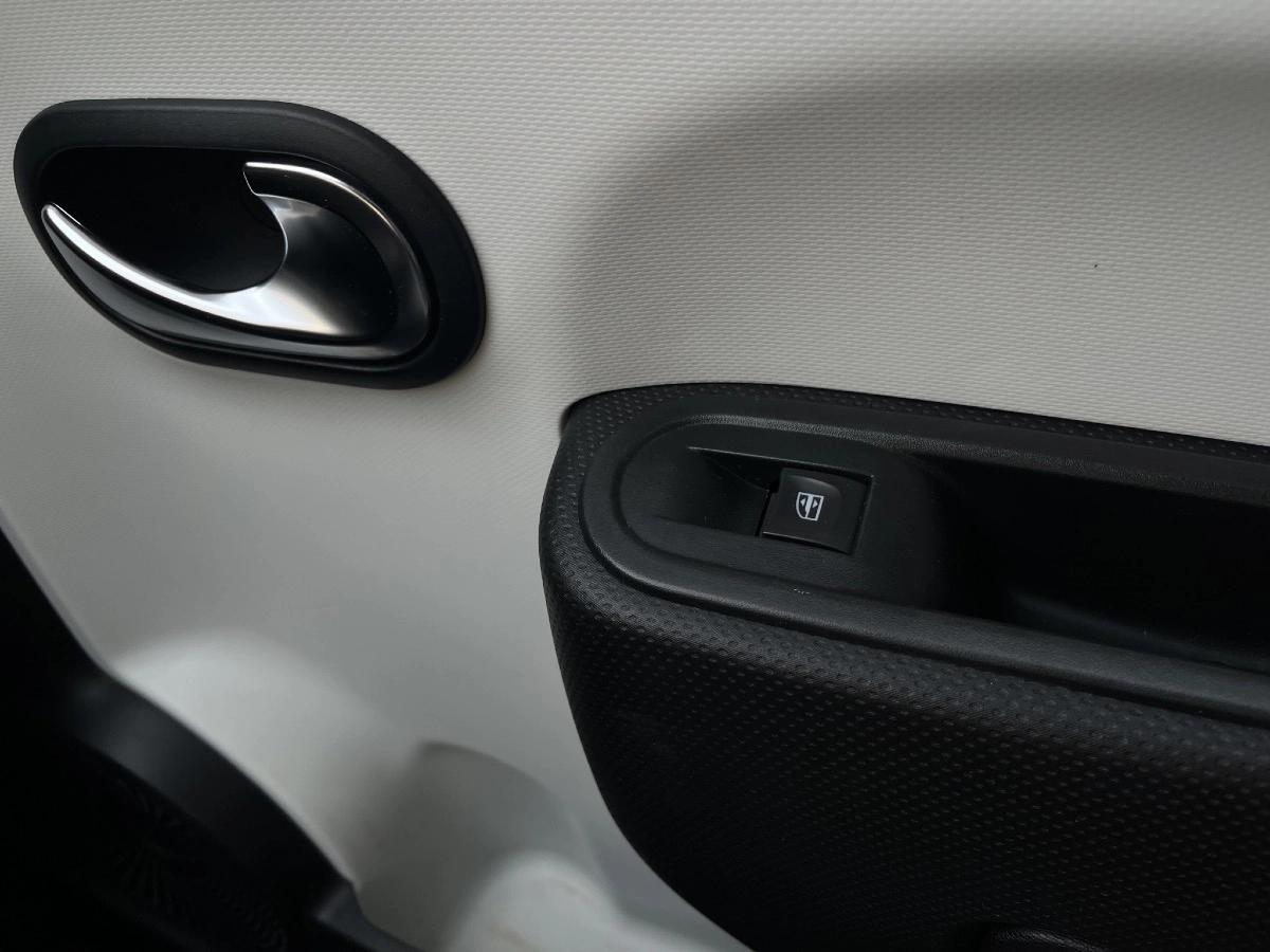 Renault Twingo 1.0 SCE 70 INTENS