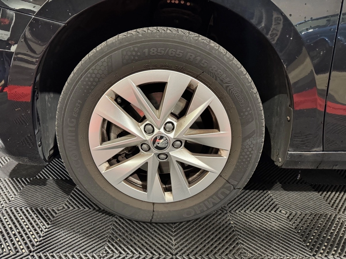 Skoda Fabia - photo 18