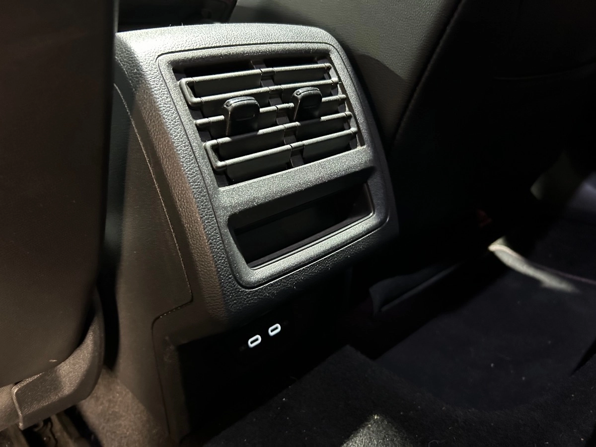 Volkswagen Golf - photo 22