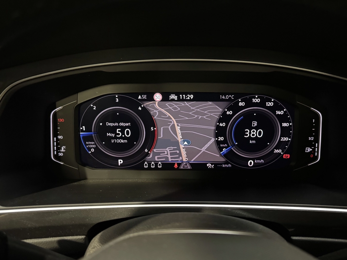 Volkswagen Tiguan - photo 7
