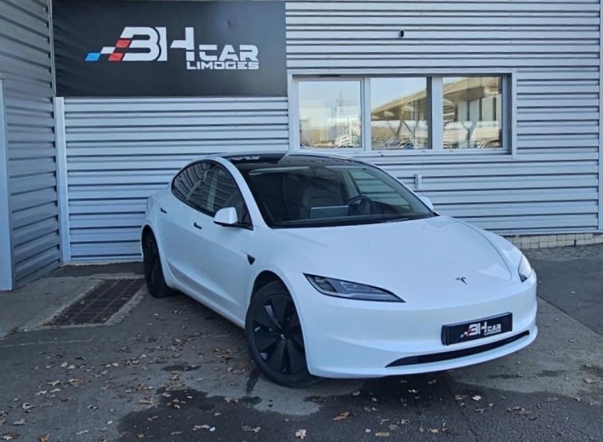 Image: Tesla Model-3 STANDARD HIGHLAND