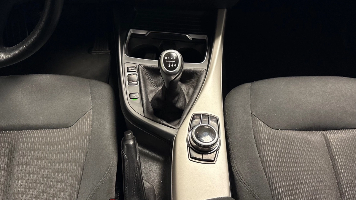 Bmw Serie 1 - photo 31