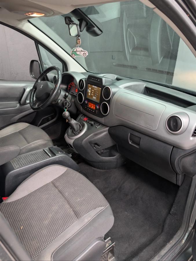 Peugeot Partner Tepee COMBI 1.6 BLUEHDI 100 STYLE