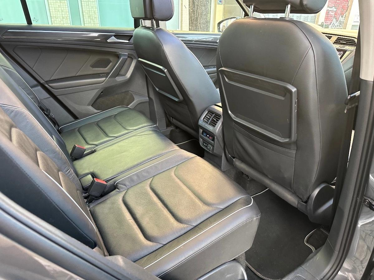 Volkswagen Tiguan 2.0 TDI 150 BLUEMOTION CARAT EXCLUSIVE 4MOTION DSG BVA