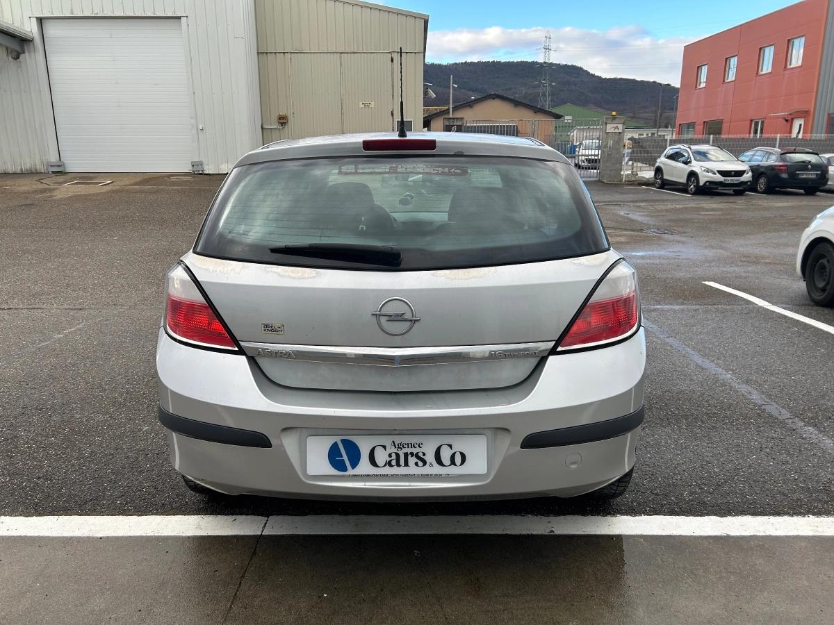 Opel Astra 1.6 TWINPORT 105 ELEGANCE