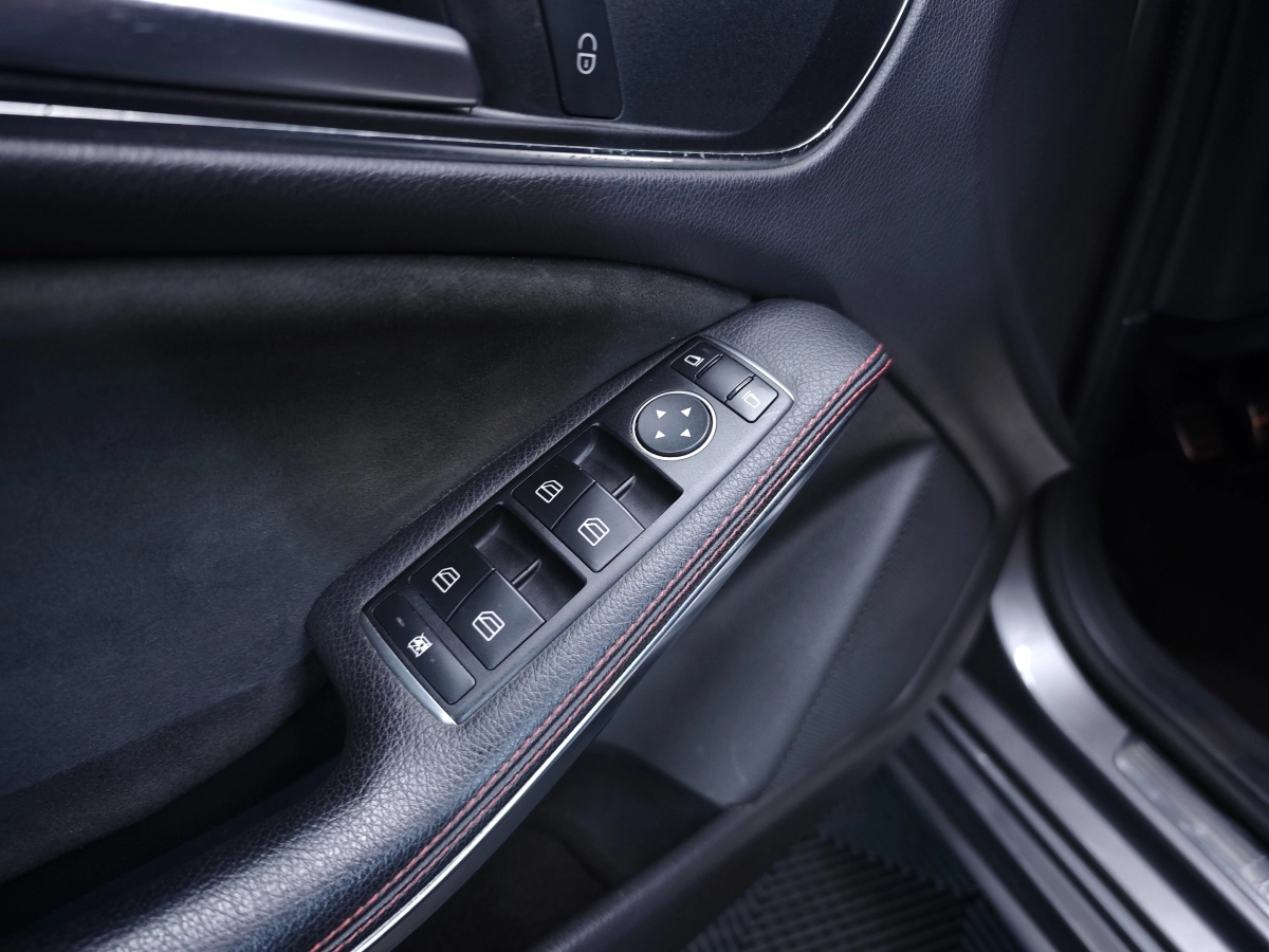 Mercedes Classe Cla - photo 23