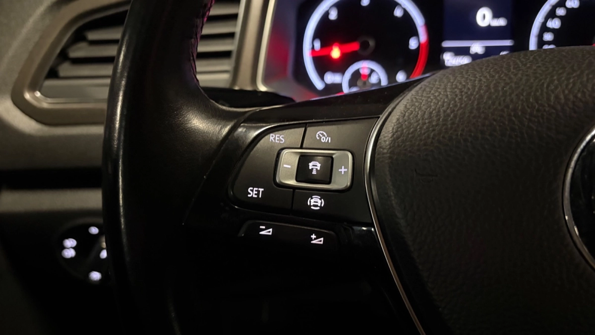 Volkswagen T-roc - photo 23