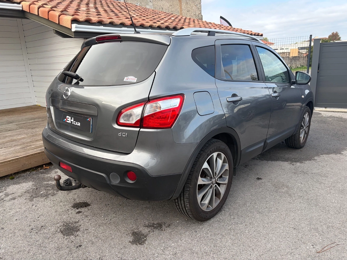 Nissan Qashqai - photo 4