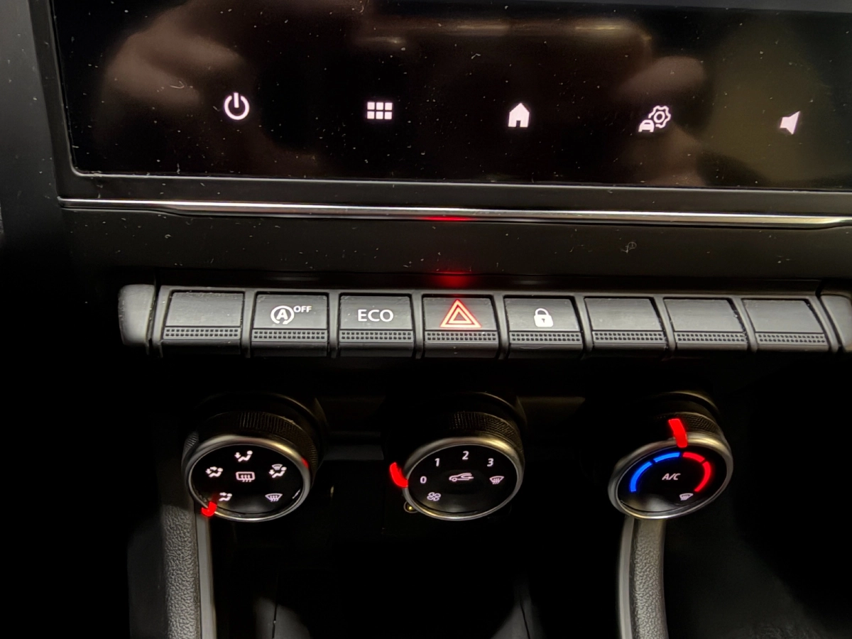 Renault Captur - photo 23