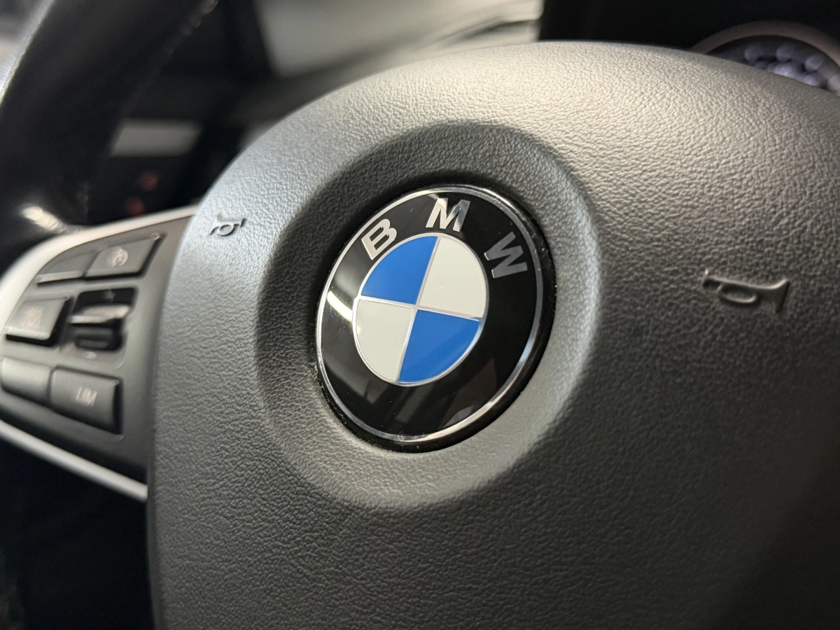 Bmw X1 - photo 8
