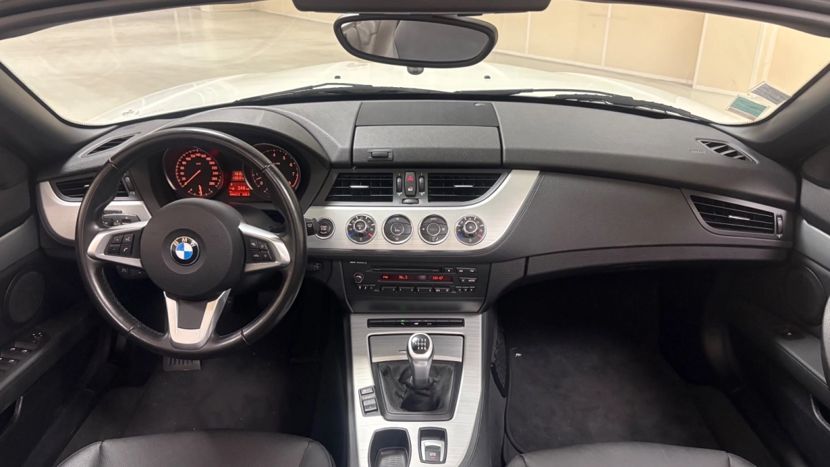Bmw Z4 - photo 16