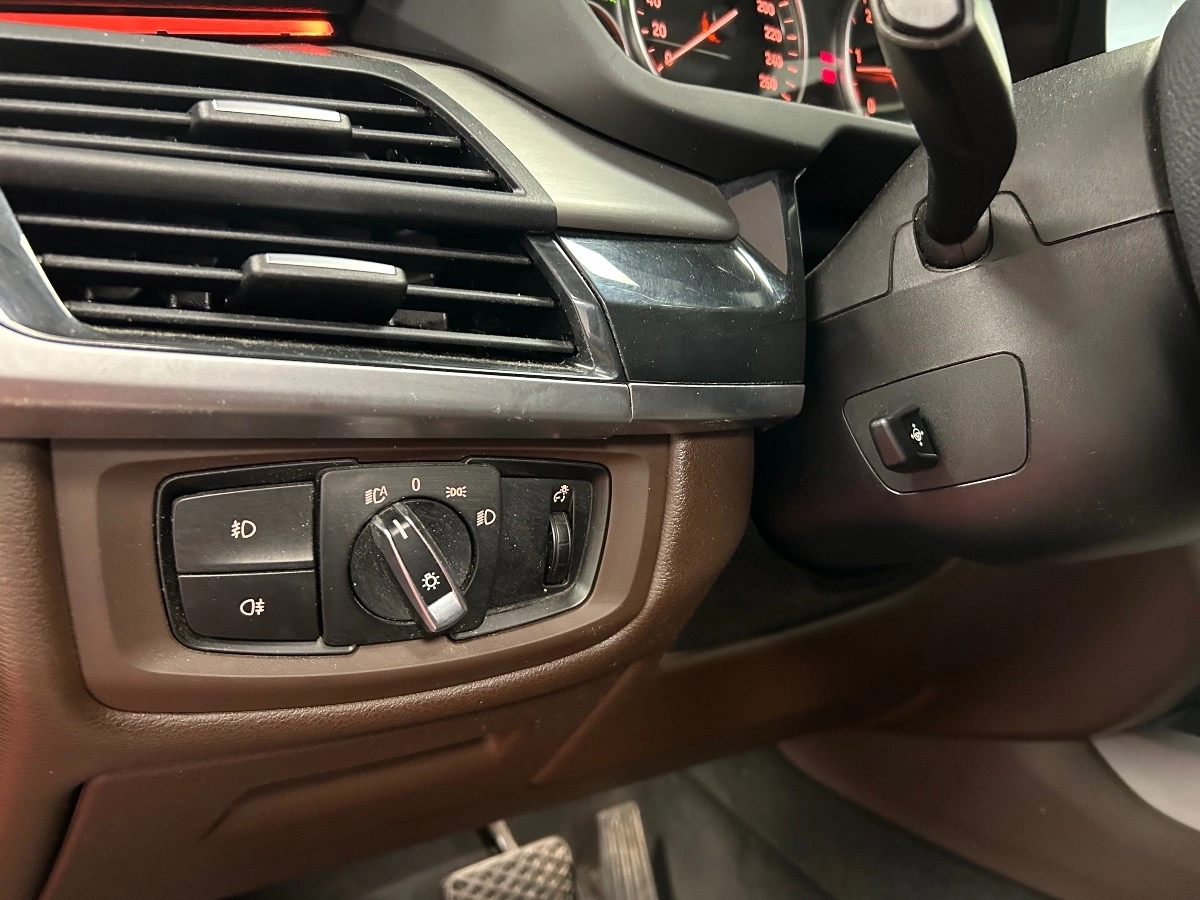 Bmw X5 - photo 12