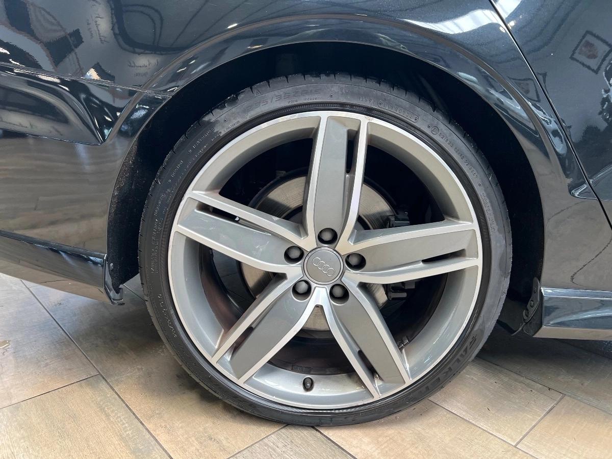 Audi S3 III (2) BERLINE 50 TFSI 300 QUATTRO S-TRONIC 7