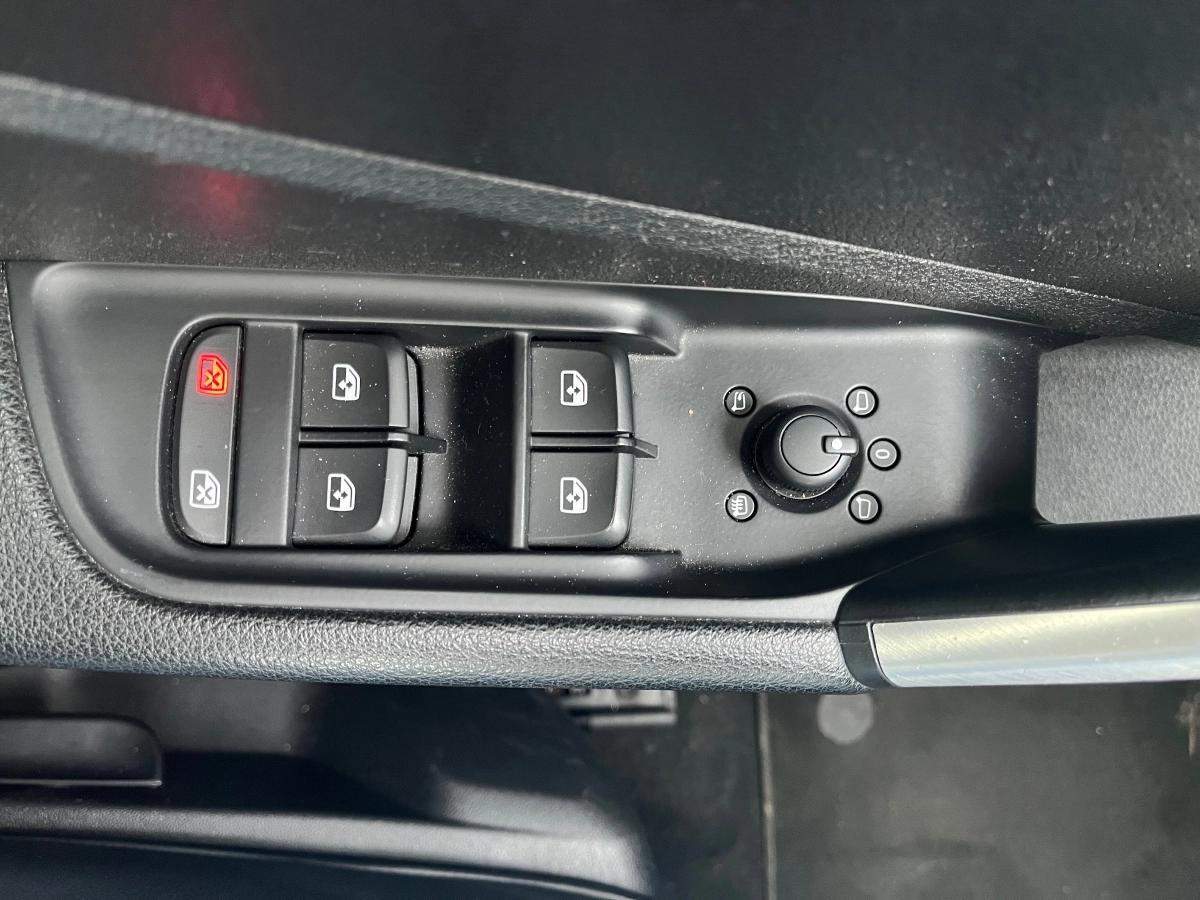 Audi Q2 2.0 TDI 150 S-LINE QUATTRO S-TRONIC BVA