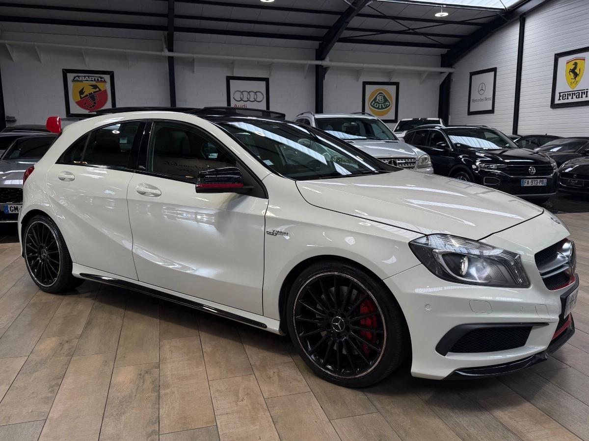 MERCEDES CLASSE A 45 AMG 4-MATIC SPEEDSHIFT 360CH - KIT AERO/TOIT OUVRANT/SIEGES CHAUFFANTS