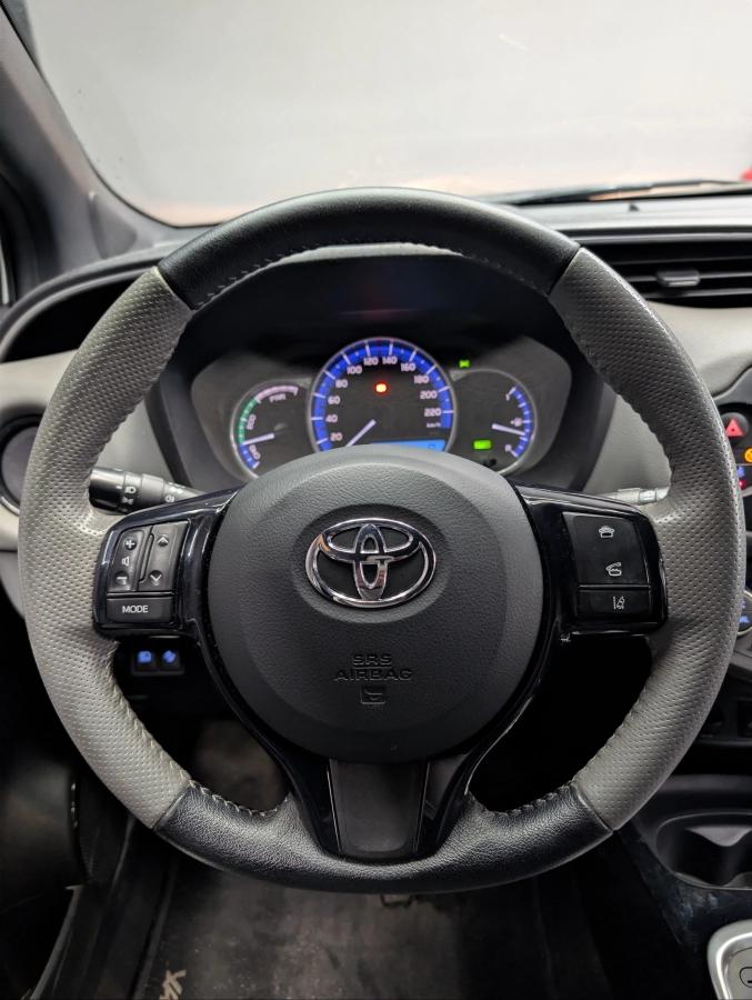 Toyota Yaris 1.5 VVTI 100H 75 HYBRID FULL-HYBRID COLLECTION BVA