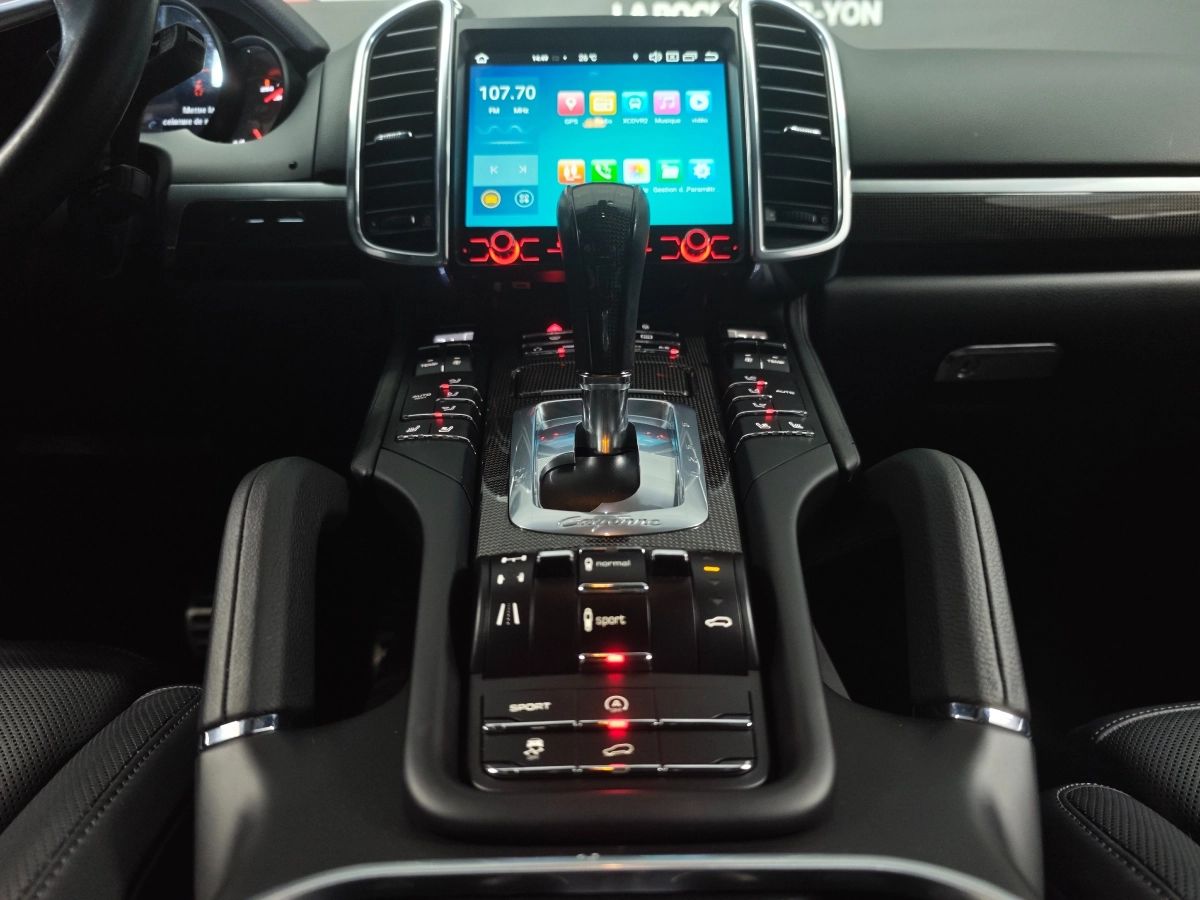 Porsche Cayenne - photo 10