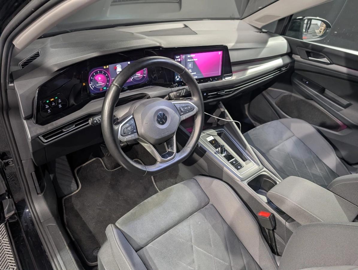 Aperçu indisponible de Volkswagen Golf