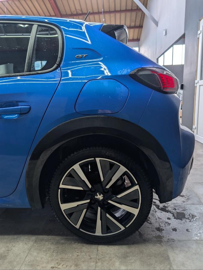 Peugeot 208 GENERATION-II 1.5 BLUEHDI 100 GT LINE START-STOP