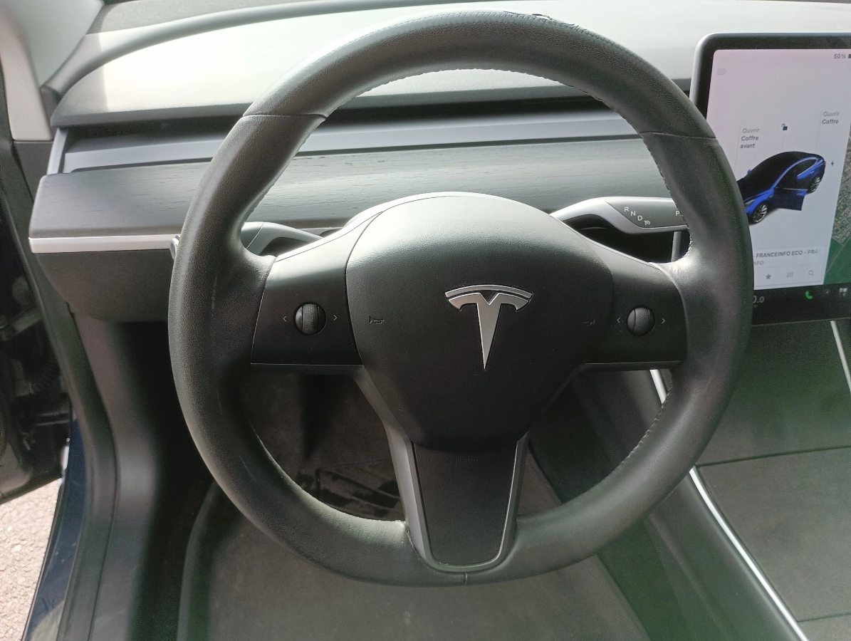 Tesla Model-3 - photo 32