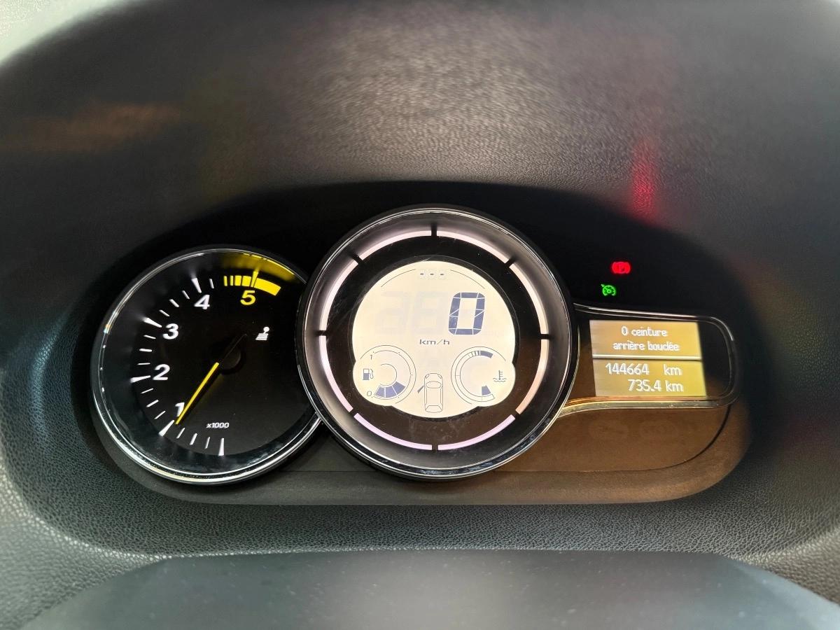 Renault Megane COUPE 1.6 DCI 130 ENERGY BOSE