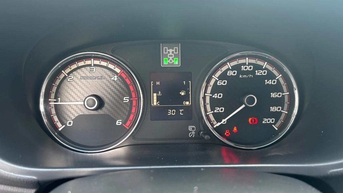 Mitsubishi L200