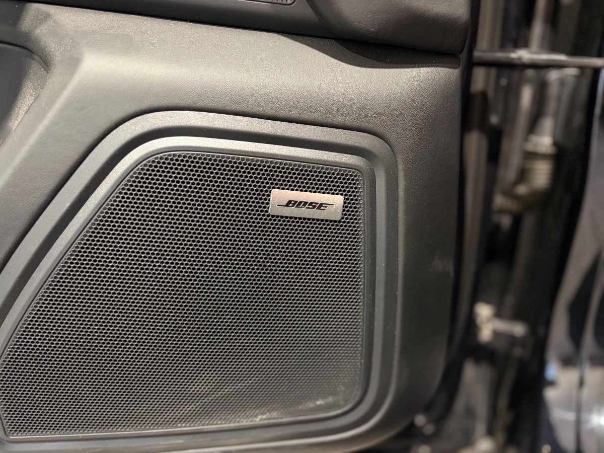 Porsche Macan - photo 24