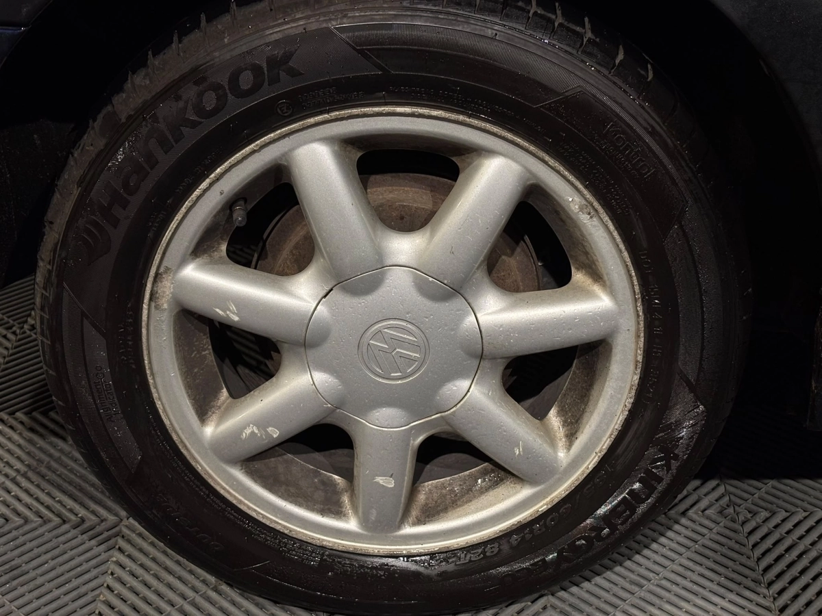 Volkswagen Golf - photo 26