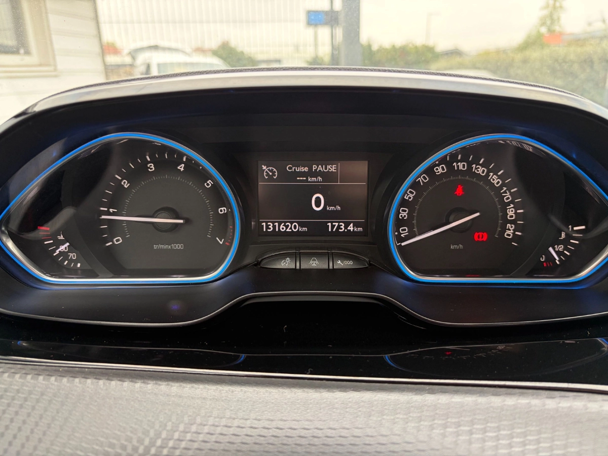 Peugeot 2008 - photo 14