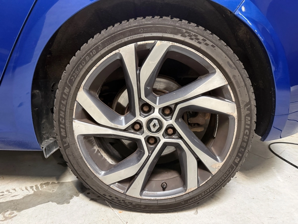 Renault Megane - photo 10