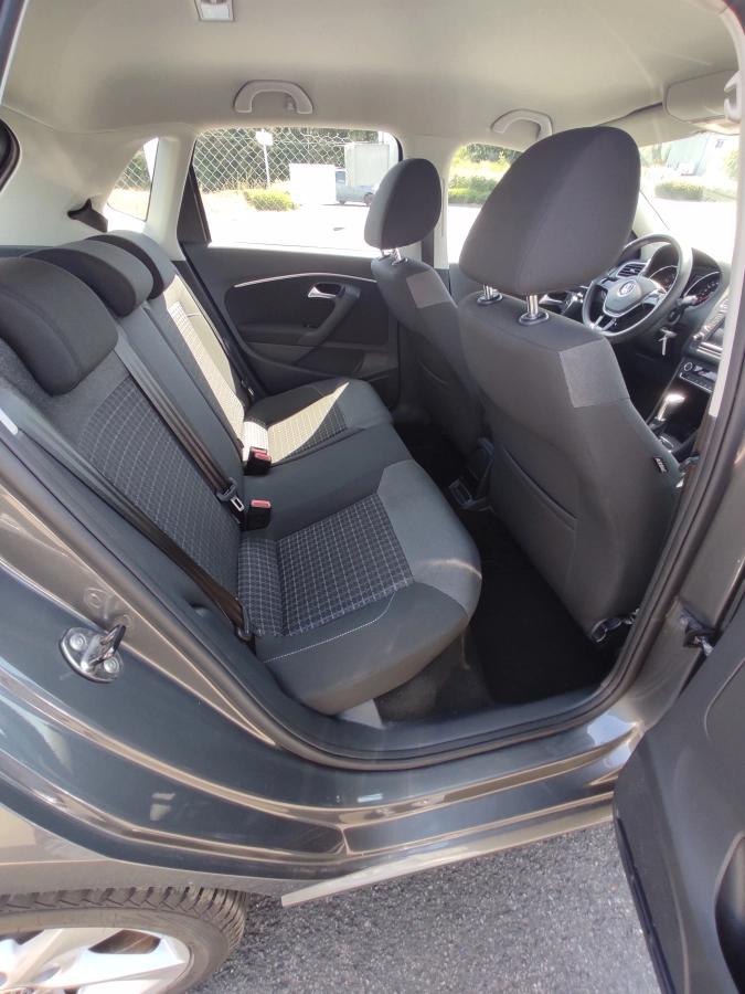 Volkswagen Polo 1.2 TSI 90 BLUEMOTION CONFORT LINE DSG BVA