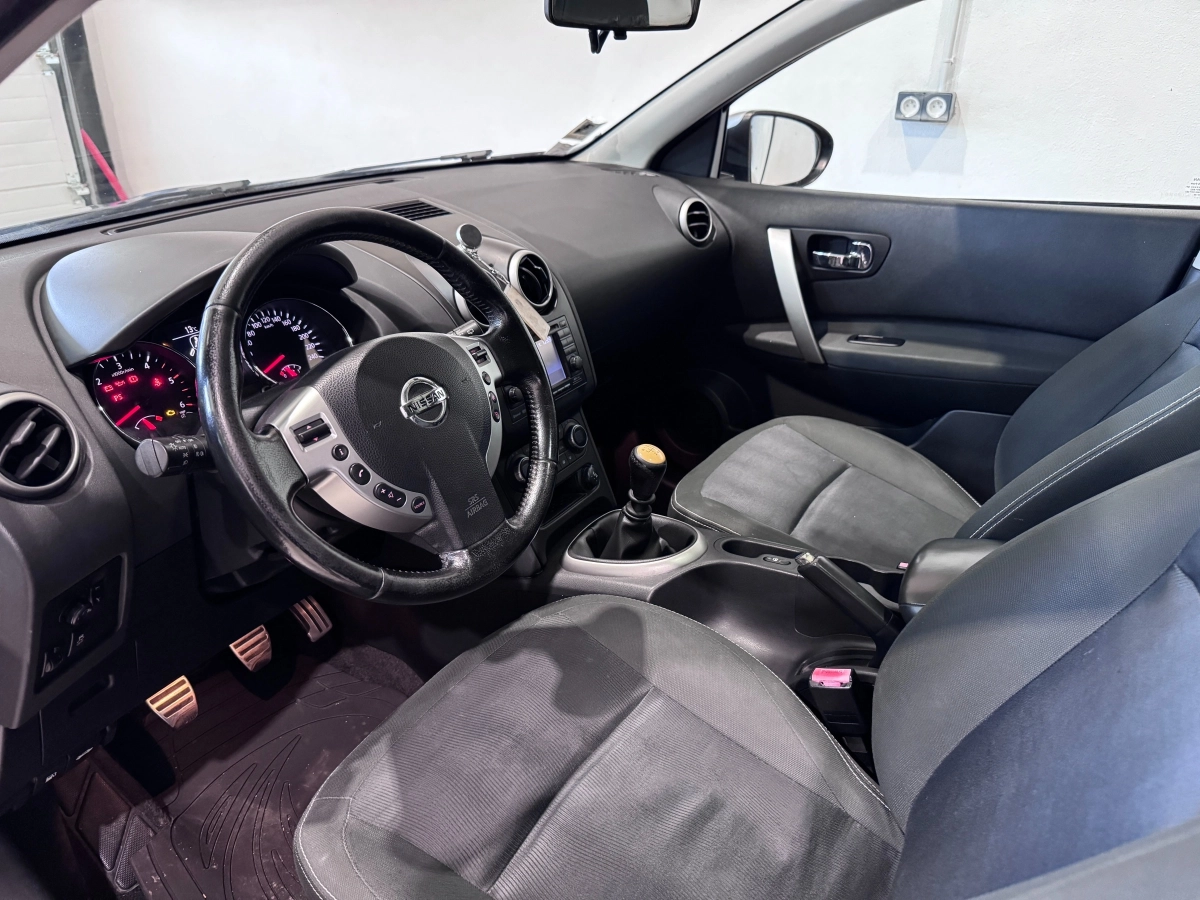 Nissan Qashqai - photo 10