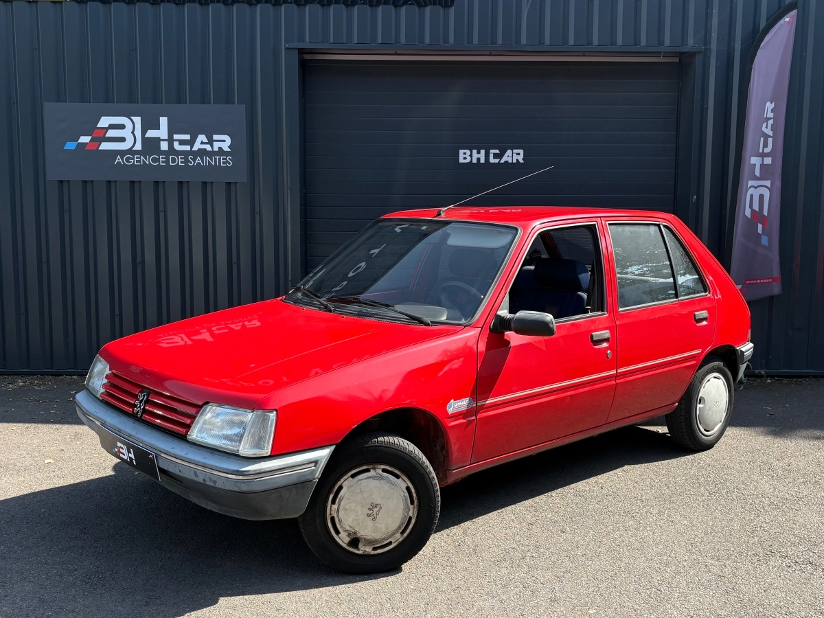 Peugeot 205