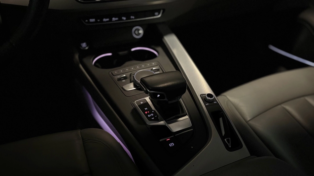 Audi A4 - photo 28
