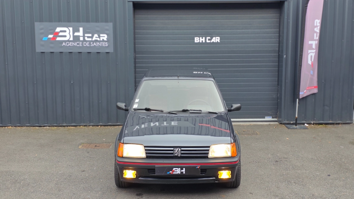 Peugeot 205 - photo 3