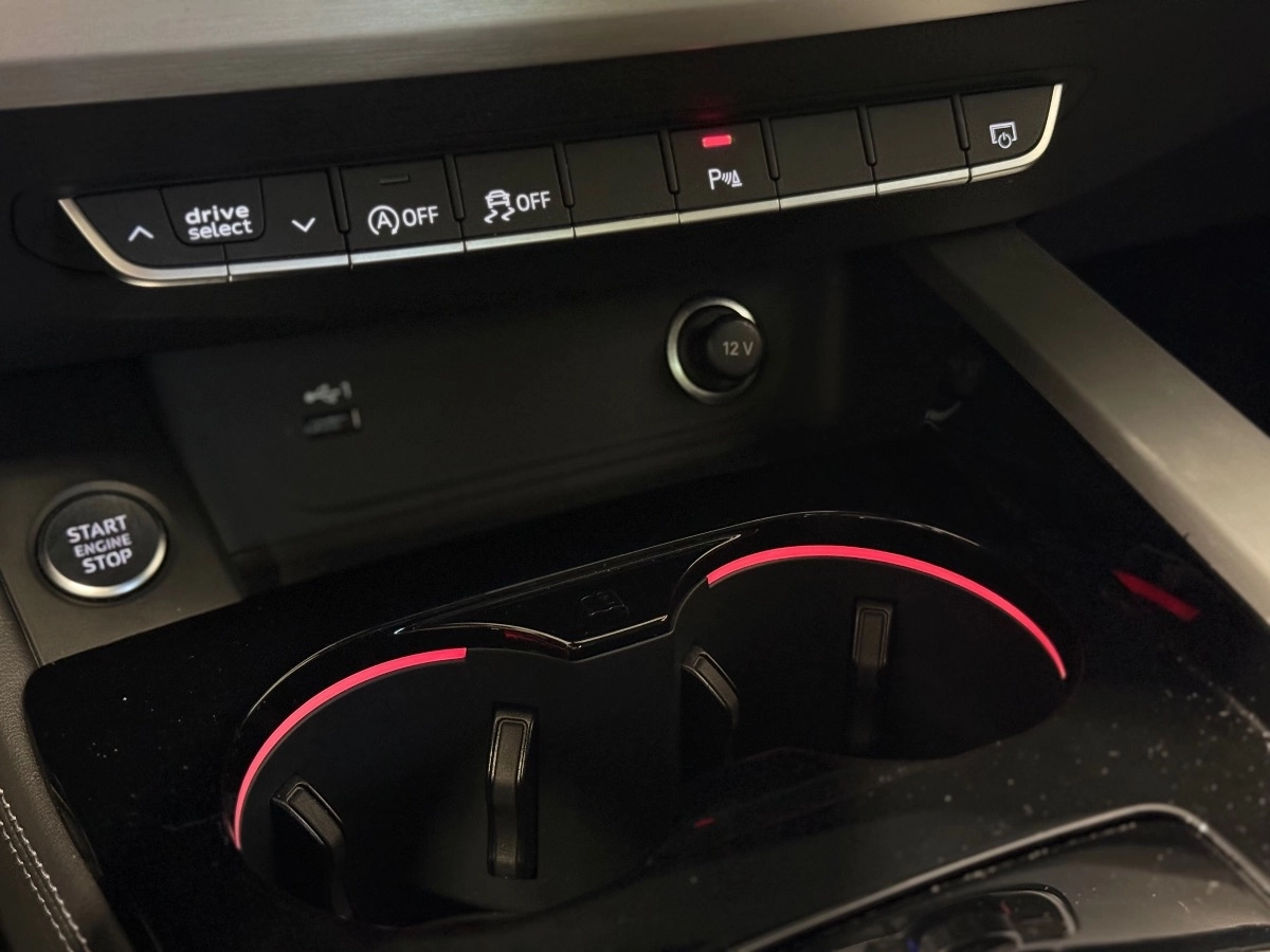 Audi A4 - photo 22
