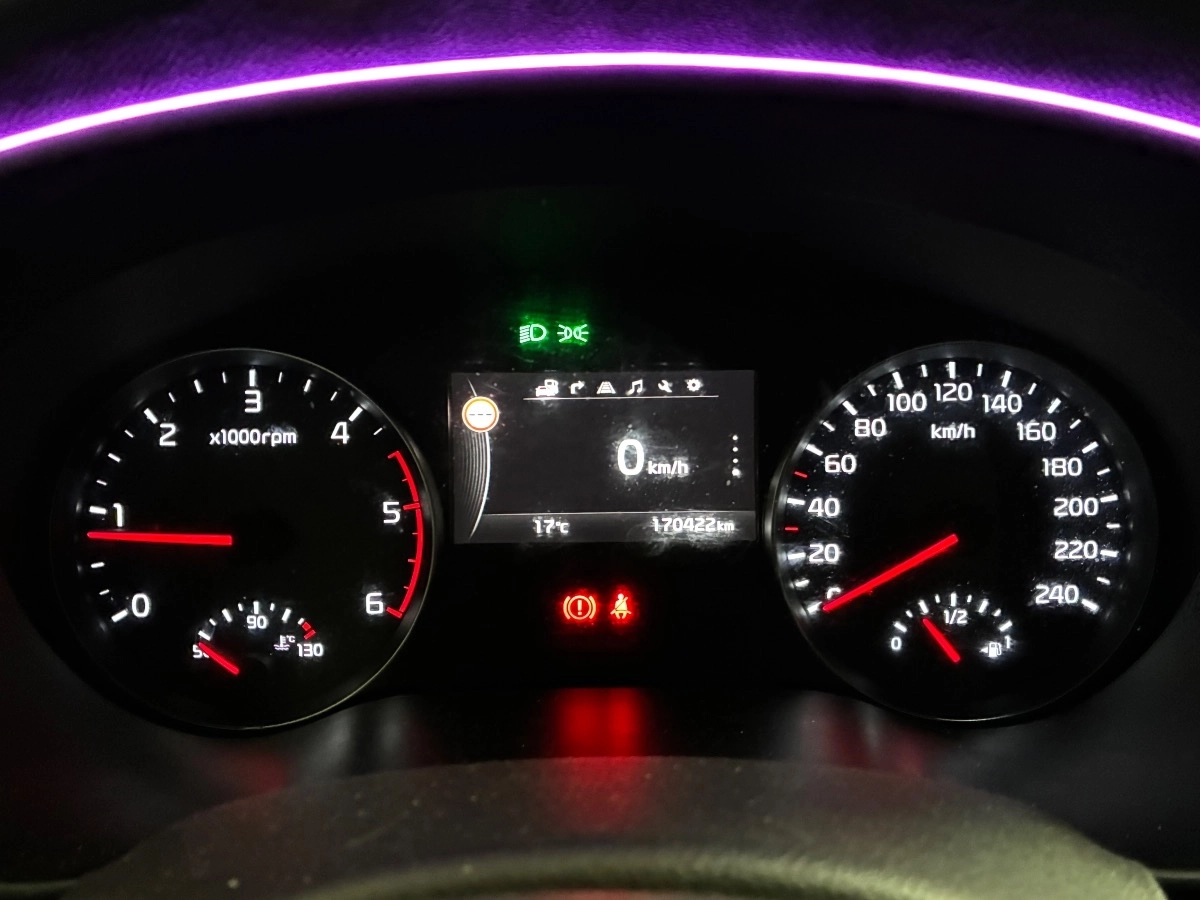 Kia Sportage - photo 17