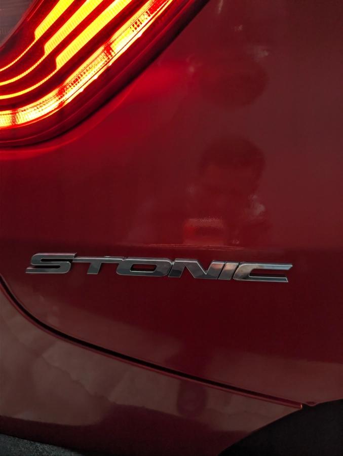 Kia Stonic 1.0 T-GDI 120 PREMIUM ISG
