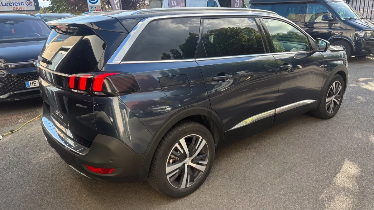 Peugeot 5008 - photo 6