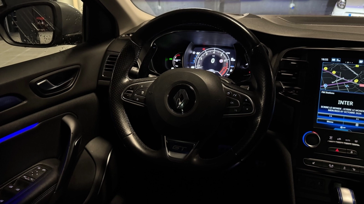 Renault Megane - photo 23