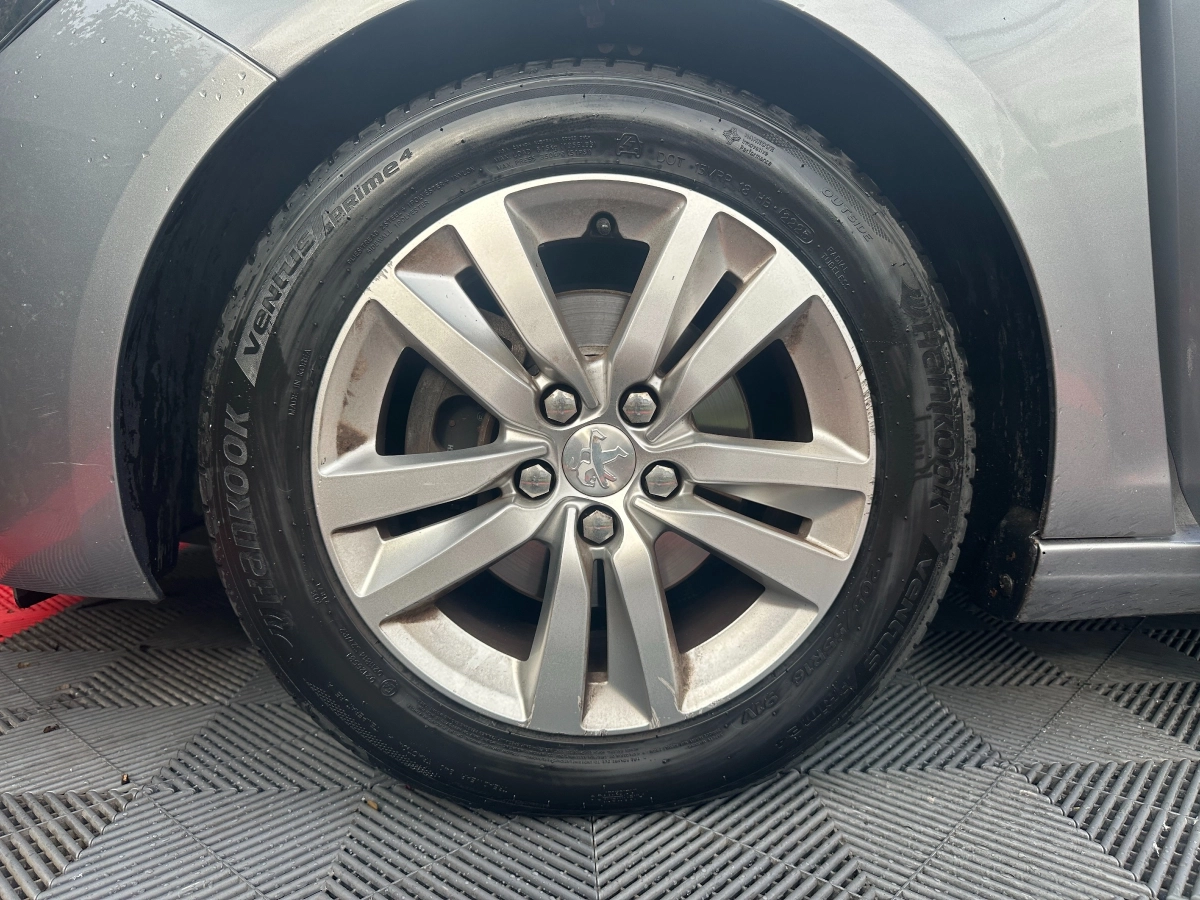 Peugeot 308 - photo 30