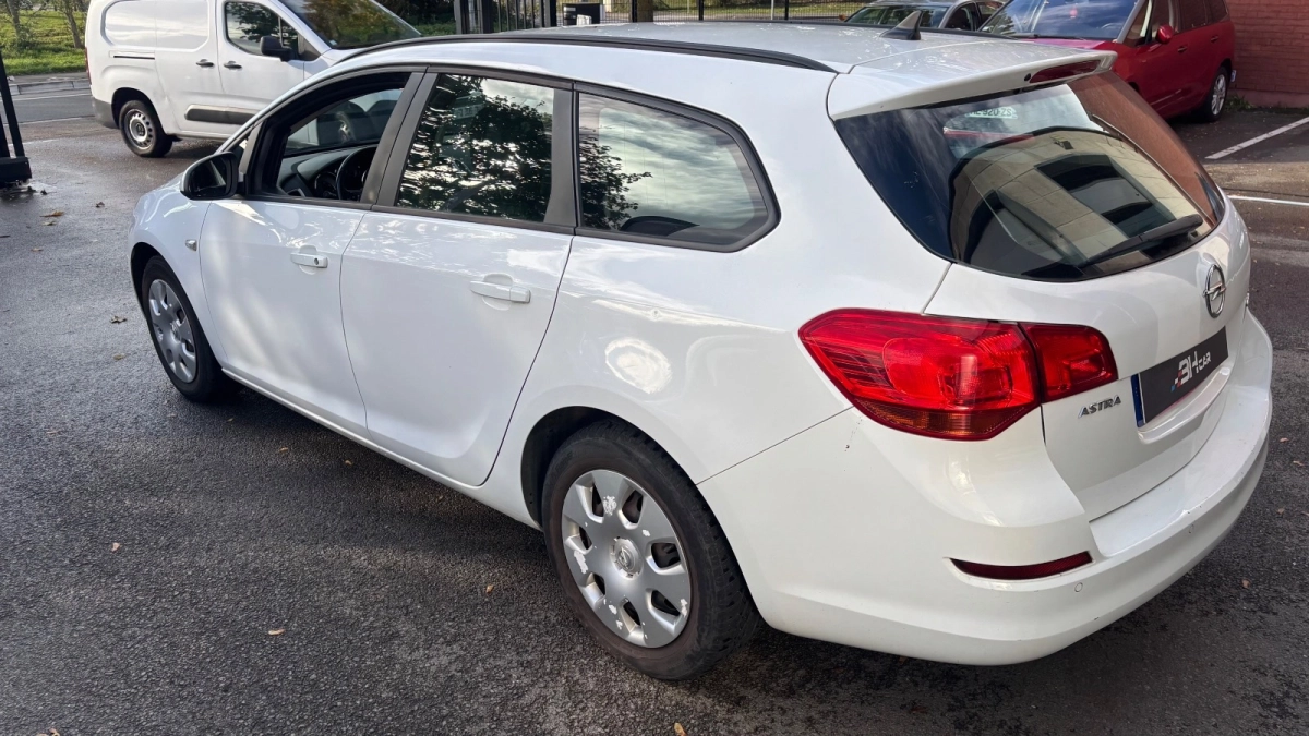 Opel Astra - photo 3