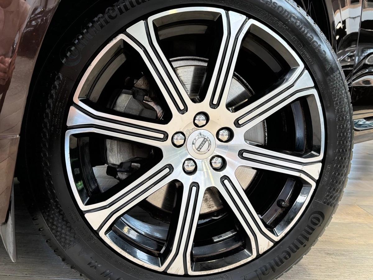 Volvo Xc60 D4 Geartronic8 190 CV INSCRIPTION LUXE TO/ATTELAGE ELEC ++